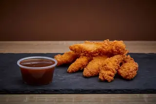 Fingers de Pollo con Barbacoa de Whisky