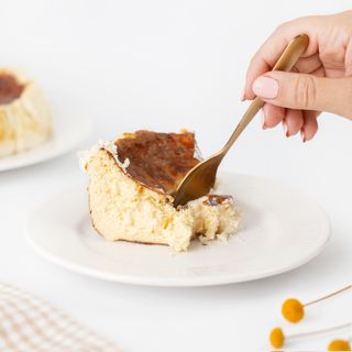 PORCIÓN QUESO AL HORNO