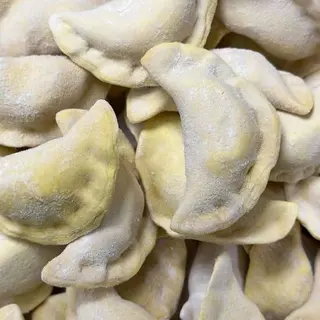 Mrożone Pierogi z Wiśniami (500 g)
