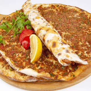 Lahmacun Grande Ternera o Pollo