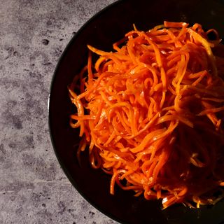 Морковь по-корейски. – (Тангын че)