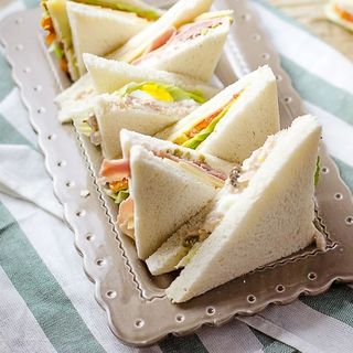 Tramezzino salame piccante, formaggio