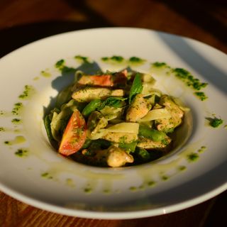 Паста верде з куркою (350 г)