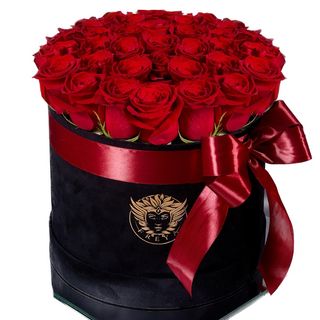 Cutie mare cu 35 trandafiri freedom