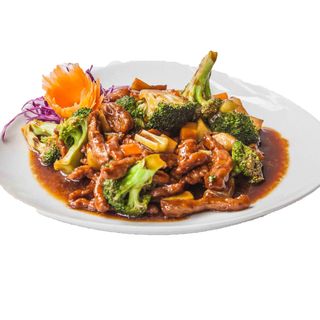 Телешко със зеленчуци (500г)