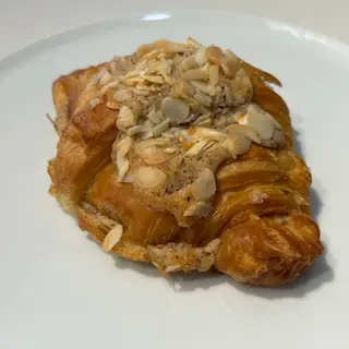 Croissant Amande