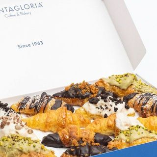 Caja 15 Glorias Dulces Variadas.