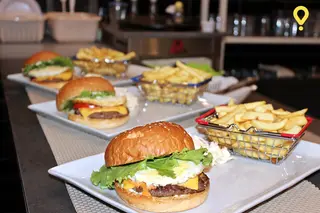 Sandwich Hamburger Mr Chawarma 