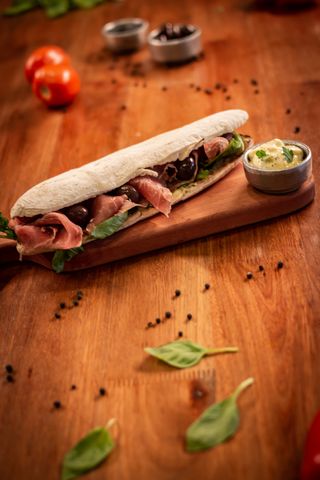 Sándwich De Jamón Serrano