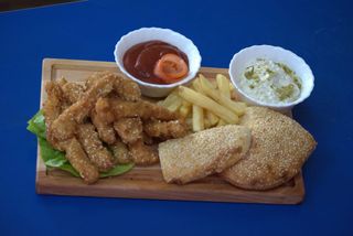 Pileći štapiči u susamu