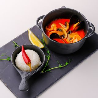 Суп "Том Ям" с морепродуктами