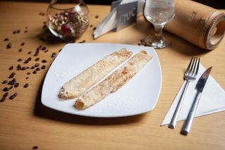 Hígpalacsinta dzsemmel/Clătite cu gem