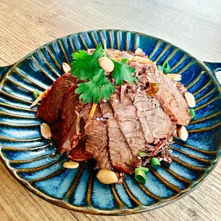 Manzo stufato in salsa di soia