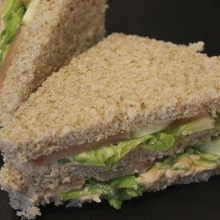Sándwich Vegetal de Cangrejo