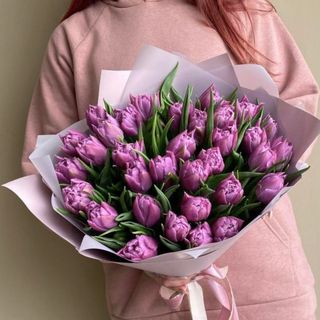 Букет лілових піоноподібних тюльпанів (35шт)
