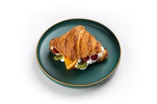 Фруктовый круассан