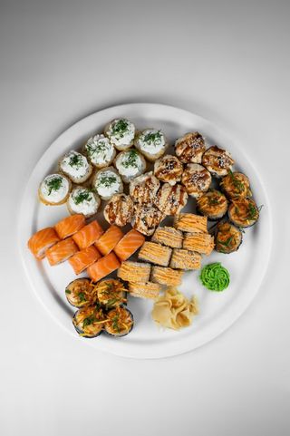 Сет на компанию (40 шт, 1кг)