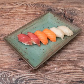 43. Nigiri Variado (6 Uds.)