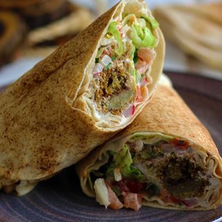Falafel rollo
