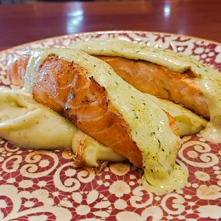 Lomo De Salmón Gratinado