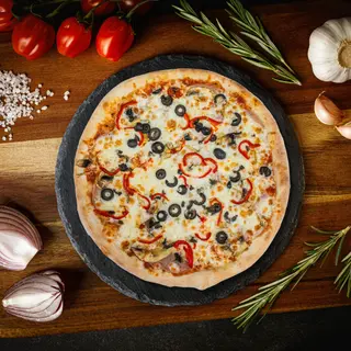 Pizza Capricciosa Ø32cm