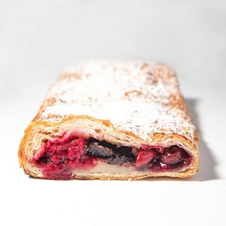 Пеновані з вишнею та шоколадом