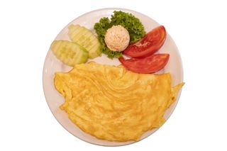 Kajgana sa  slaninom i prilog