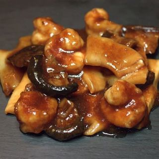 Gambas Con Bambú Y Setas Chinas