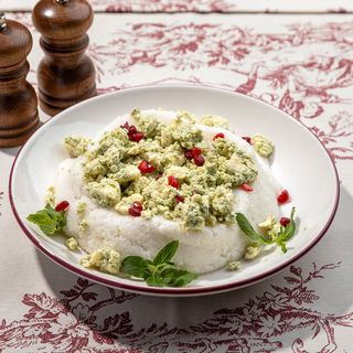 ღომი ფუჩხოლია