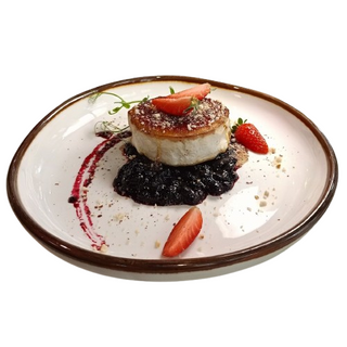 Гриловано френско козе сирене с мед