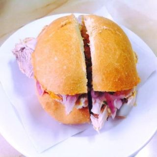 Bocadillo Jamón Del País