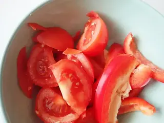 Salata de rosii