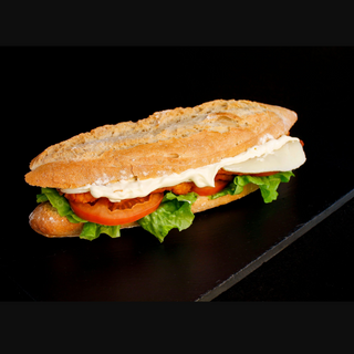 Bocadillo de pechuga de pollo