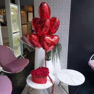 Red Heart with 5 balloons
