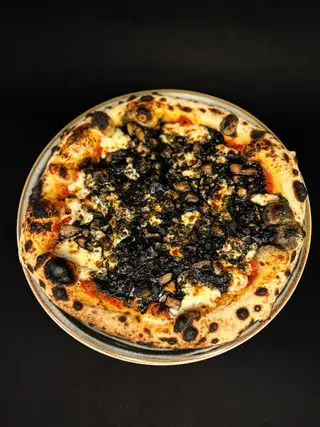 Pizza Crna