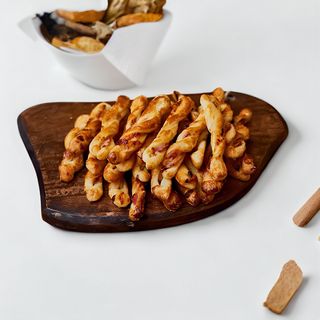 Spiralice sa slaninom i kačkavaljem