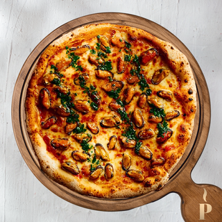 Pizza Mejillones Al Ajillo (Grande)
