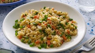 18.Пържен ориз със зеленчуци 800г