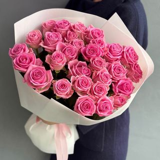 29 рожевих троянд