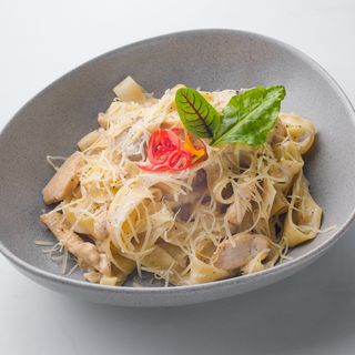 Фетучини Альфредо