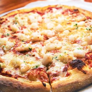 Seafood Pizza