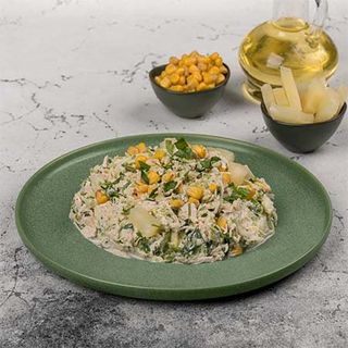 Արքայախնձորով աղցան