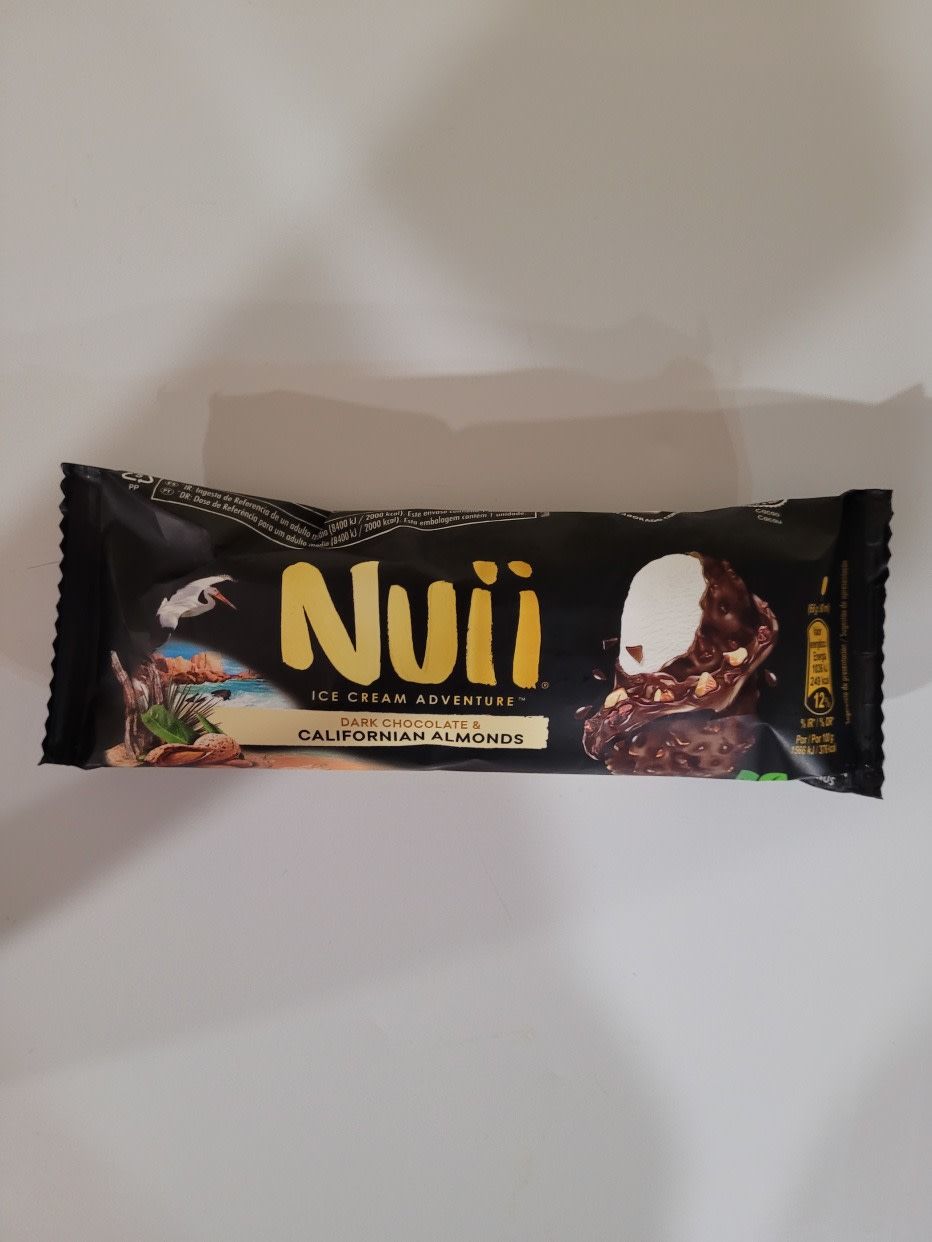 Nuii Nata Y Chocolate Negro Con Almendras De California