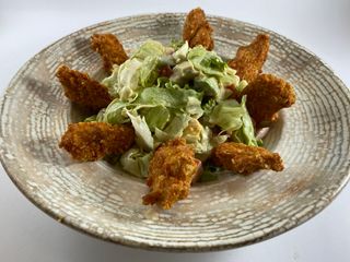 Салата Криспи чикън