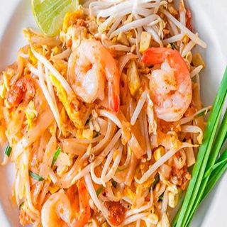 43. Pad Thai Con Gambas