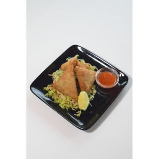 Samosas(Beef/Chicken/vegetables)