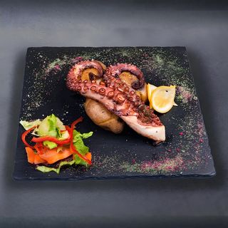 Caracatiță trasa la tigaie