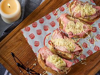 Брускетта з ростбіфом (180g)