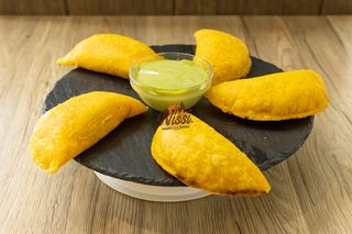 Empanada Venezolana De Carne (1 Ud.)