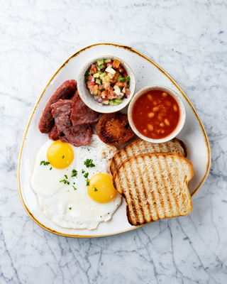 Saab Pick n' prepare Breakfast